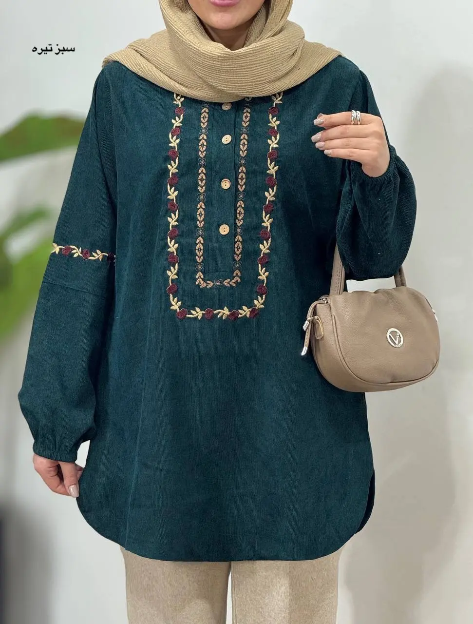 مانتو پاییزه گلدوزی نسا 2